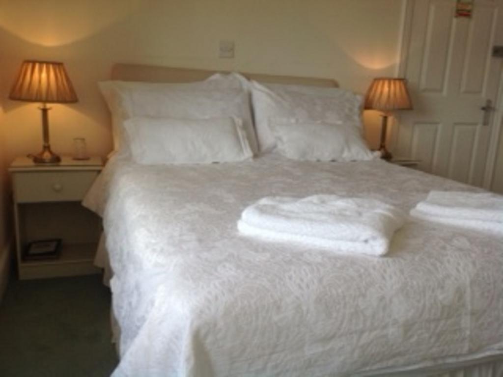 Bed and Breakfast Bassets House AEGON International Exteriér fotografie